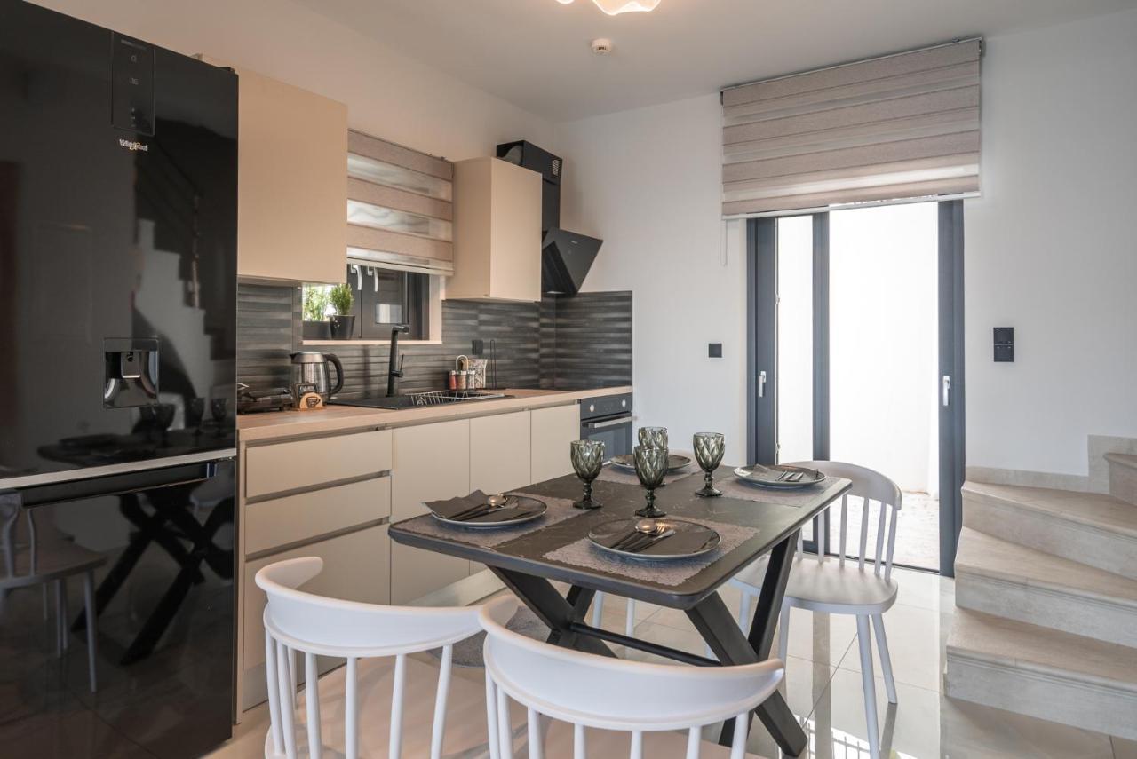 Villa Maria Pf Ee Нидри Екстериор снимка